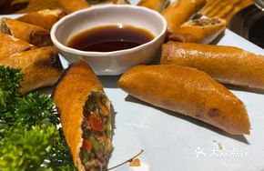 Secret Mountain Delicacy Spring Rolls