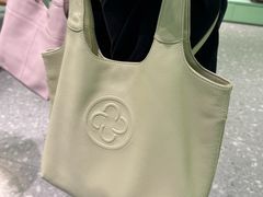 -万达广场(南昌红谷滩店)