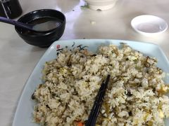 -茂菊口腔连锁(浦东南路店)