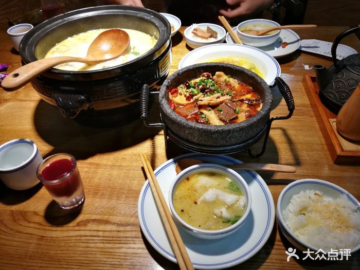 九锅一堂酸菜鱼(日月光店)图片 - 第2188张
