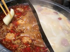 川中美蛙锅-川中故事·成都老火锅(东书房店)
