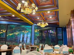 -乡村馕坑肉·烧烤·新疆菜·本地人更爱吃(阿勒泰首店)