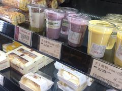 -85度C(生甜甜圈研究工坊·上海平凉店)
