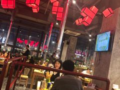 大堂-么肆烤肉·中式自助·烤肉大排档(街道口季佳PAI店)