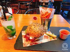 牛油果牛肉汉堡-FAT COW(虹梅路店)