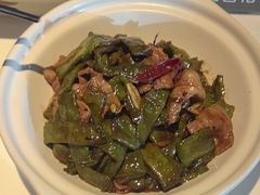 -八府香鸭·啫啫煲(华山路店)