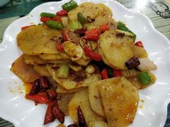 -阆辣荟餐饮(老味道8年·古城店)