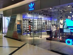 -阿迪达斯(武林银泰三叶草店)