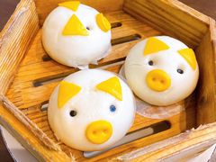 猪猪流沙包-味友味港印记(厦门集美银泰百货店)