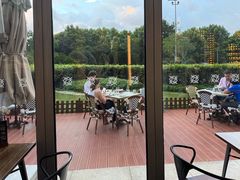 -The BREW·酿餐厅(浦东嘉里大酒店)