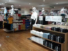 -优衣库(哈尔滨中央大街店)