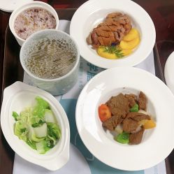 -盈月阁母婴护理中心·月子中心·月嫂育儿嫂