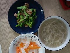 -苏州雏渐肥月嫂