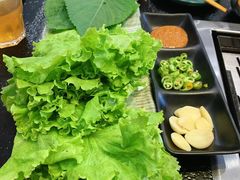 -臻牛烤肉