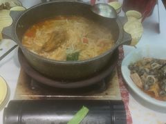 -刘姐啤酒鱼民族演艺餐厅(西街总店)