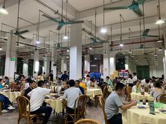 大堂-标记美食新鲜猪杂(兴南大道店)