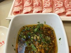 -袁记串串香(泉水轻轨站店)