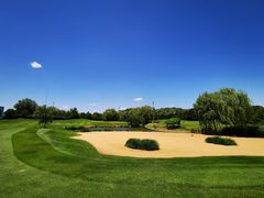 -万柳高尔夫俱乐部