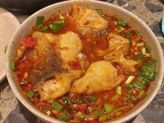 -肖肖酸萝卜鱼火锅(总店)