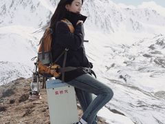 -贡嘎雪山