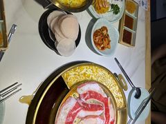 -猪啊牛呀羊啊铜盘烤肉(正大广场店)