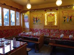 -闯关东东北农家菜(崂山石老人店)