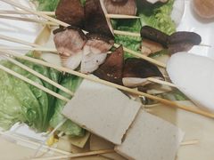 -辣八香新疆孜然串烤火锅(环球港店)