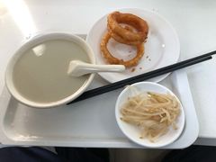 焦圈-老磁器口豆汁店(天坛店)