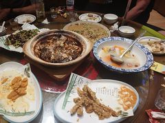 -快乐老家三鲜饺子东北菜(南六中路店)