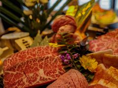 -铭牛烧肉·和牛海鲜自助(高新月牙湖店)