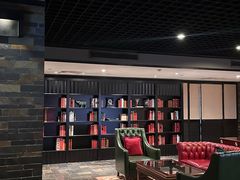 -上海锦江汤臣洲际大酒店柒酒廊