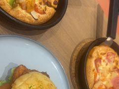 -必胜客(上海华谊新所店)