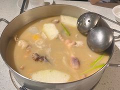 -肥仔文澳门猪骨煲(南京西路店)
