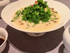 -秀儿四九城·新京菜(亚运村鸟巢店)