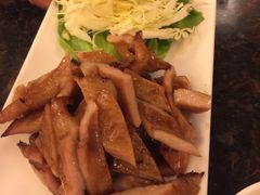 炭烧猪颈肉-厨屋餐厅