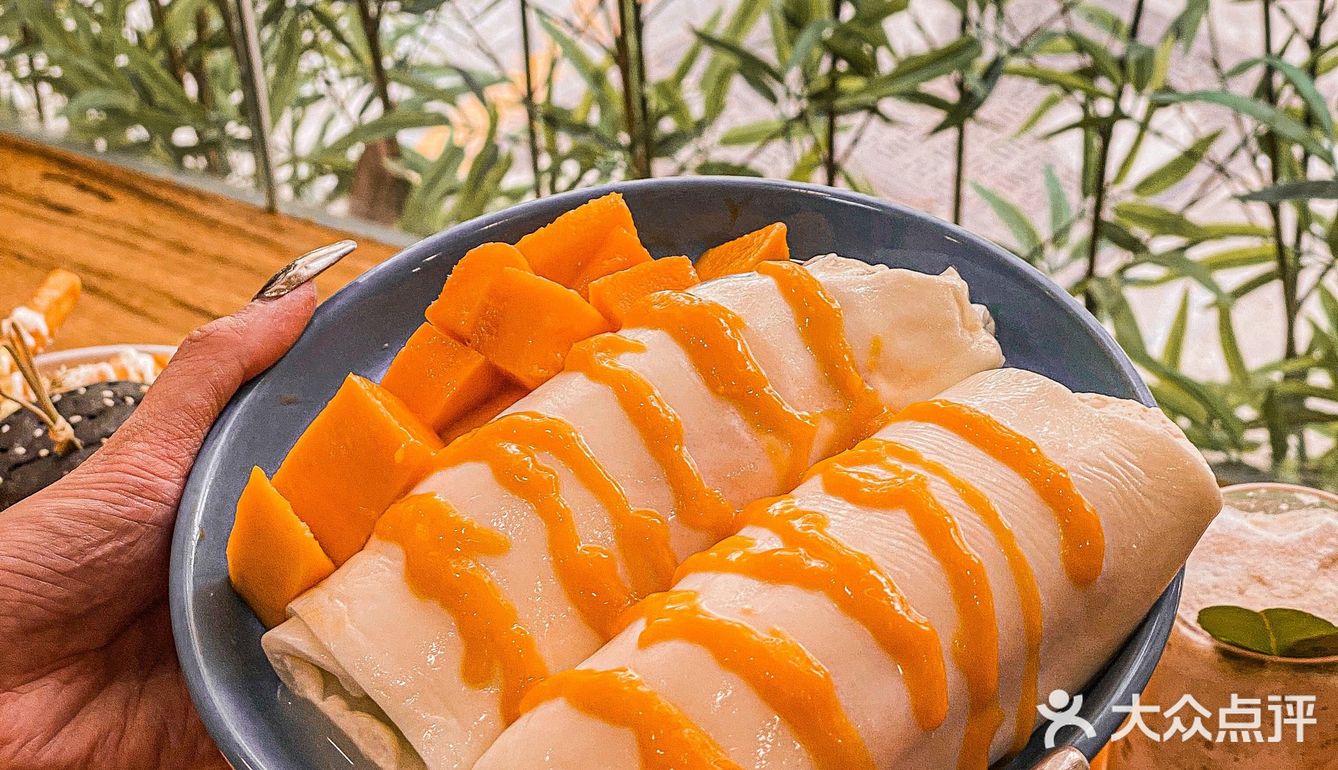 比我手臂还粗的芒果奶油布丁肠