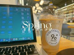 -雨丝书店(综合商业楼店)