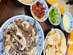 -门框胡同百年卤煮(新街口店)