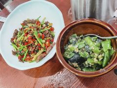 -湖南人家湘菜馆(镇江路店)