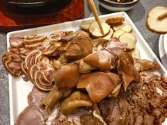 -李连贵酒家熏肉大饼(昆明街店)