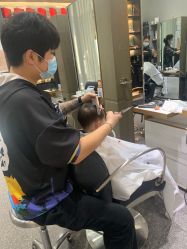 -苑苑发型设计