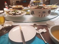 -胡记饭店(保工街店)