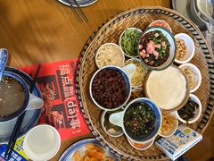 -包整·丝娃娃(一览甲秀楼风景店)