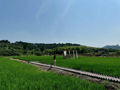 -茅山东方盐湖城景区