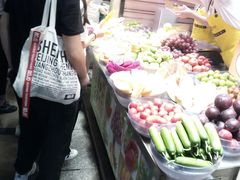 自助取餐区-东门町美食街
