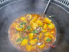 -东北酱骨饺子铁锅炖(万达总店)