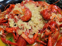 金汤蒜泥龙虾-香满锅老北京羊蝎子火锅·家常菜(新街口店)