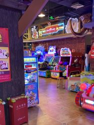 -卡通尼乐园(五彩世界店)