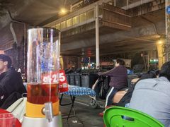 -老街烧烤大排档·地道湖北菜·龙虾馆(汉口火车站店)
