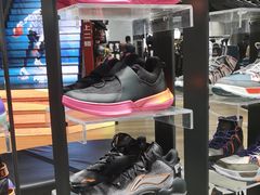 -李宁(大宁国际旗舰店)